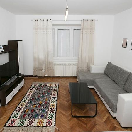 Downtown 3 Bedroom Apartment Sarajevo Eksteriør billede