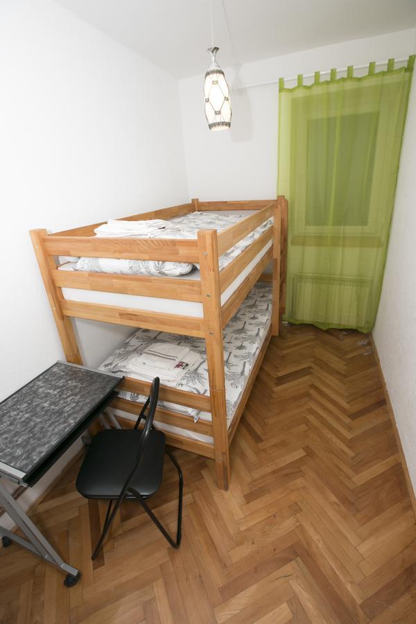 Downtown 3 Bedroom Apartment Sarajevo Eksteriør billede