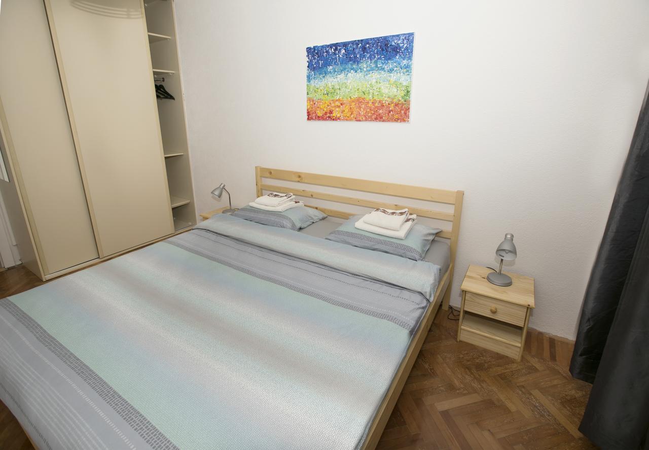 Downtown 3 Bedroom Apartment Sarajevo Eksteriør billede