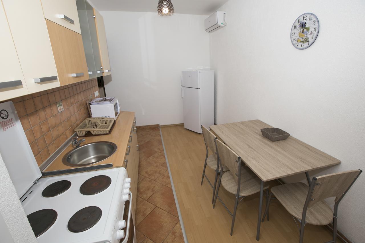 Downtown 3 Bedroom Apartment Sarajevo Eksteriør billede