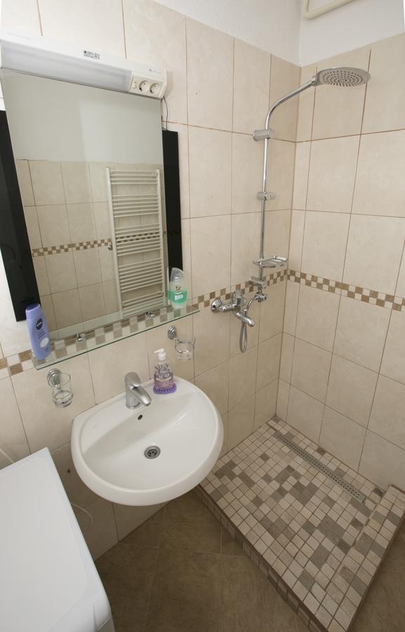 Downtown 3 Bedroom Apartment Sarajevo Eksteriør billede