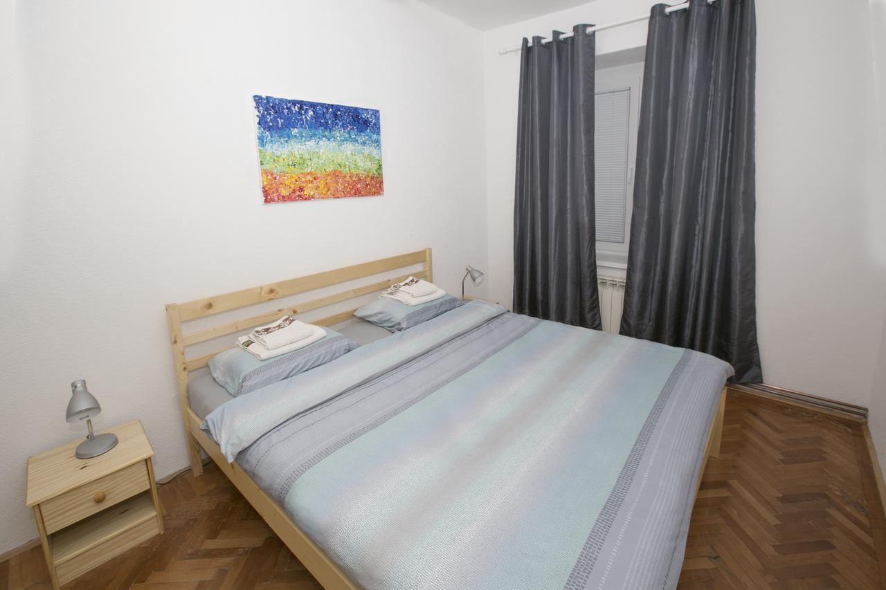 Downtown 3 Bedroom Apartment Sarajevo Eksteriør billede