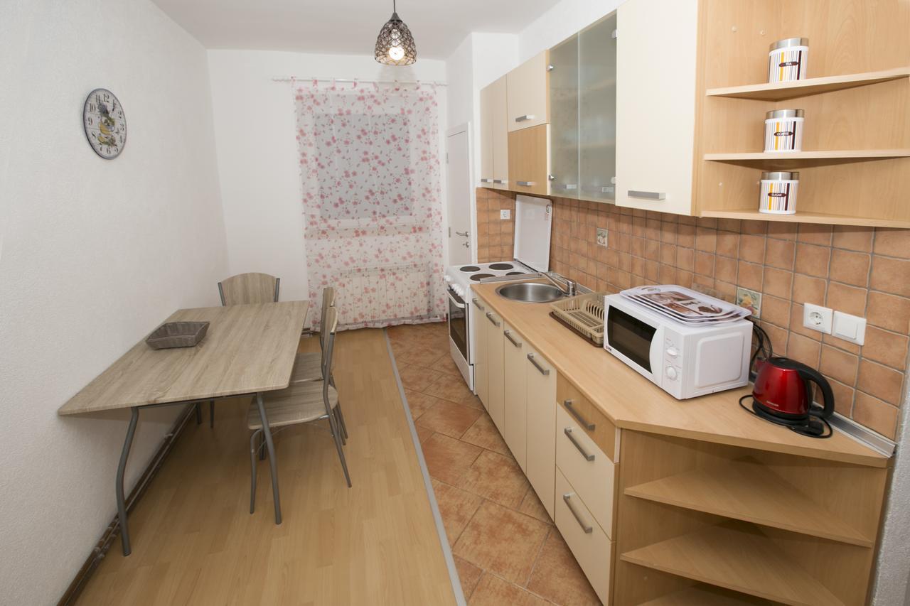 Downtown 3 Bedroom Apartment Sarajevo Eksteriør billede